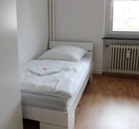 Apartment Birkenstr 2 - Laatzen *